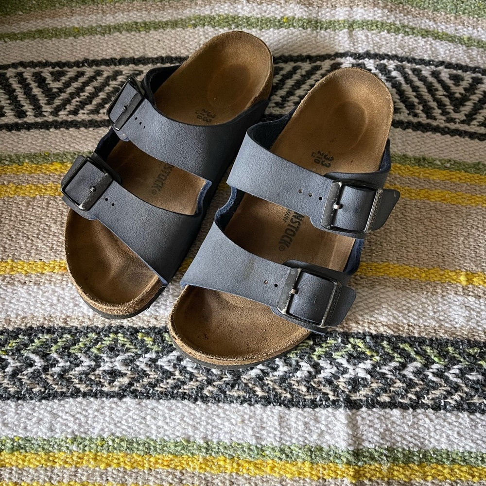 COPY - Kids Birkenstock two strap sandals. Size 33. Blue